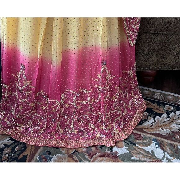 New 3 pc Lehenga, with blouse and Saree. 001 - Picture 2 of 10